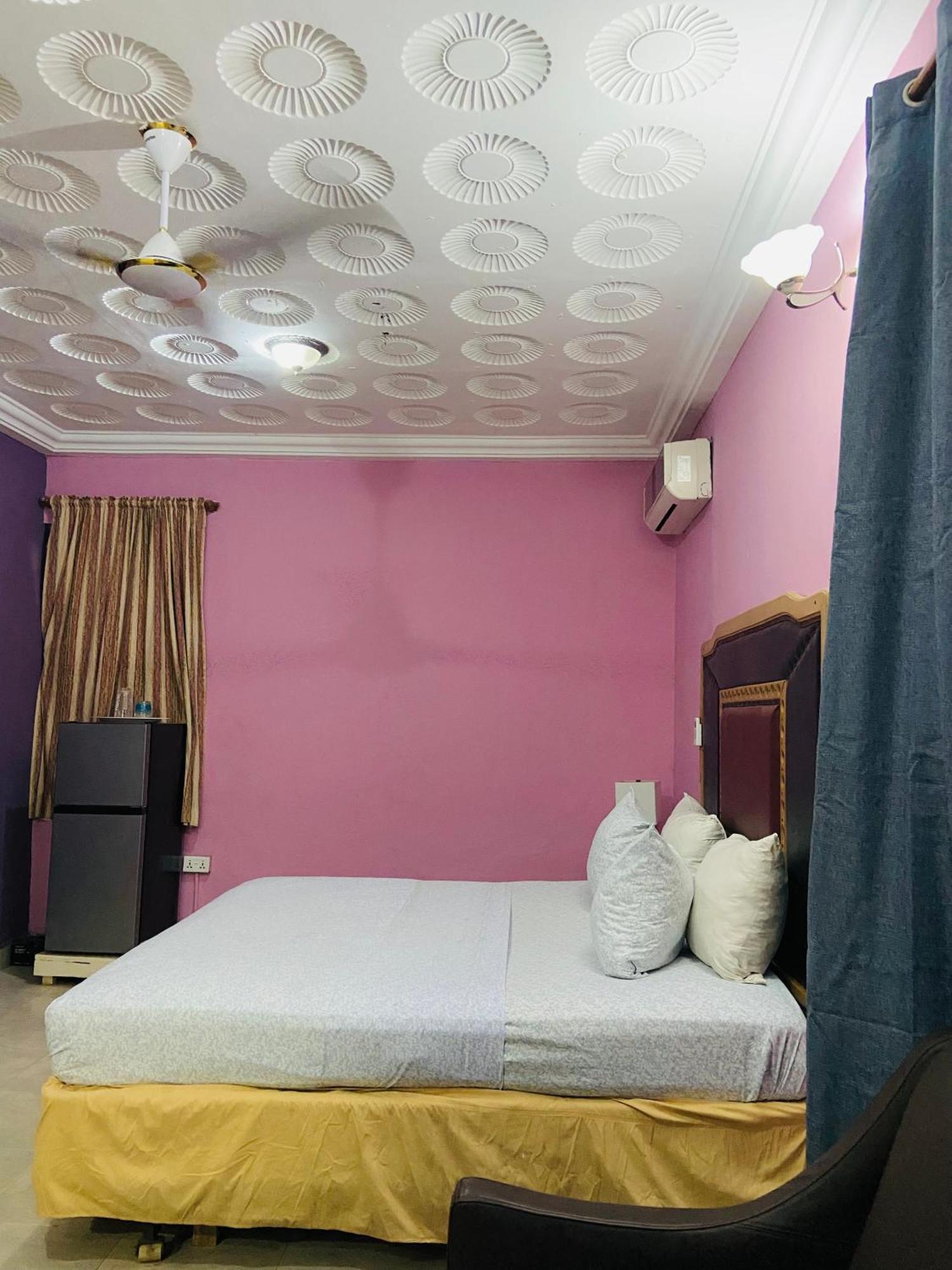 Heavens Gate Hotel Accra Exterior photo