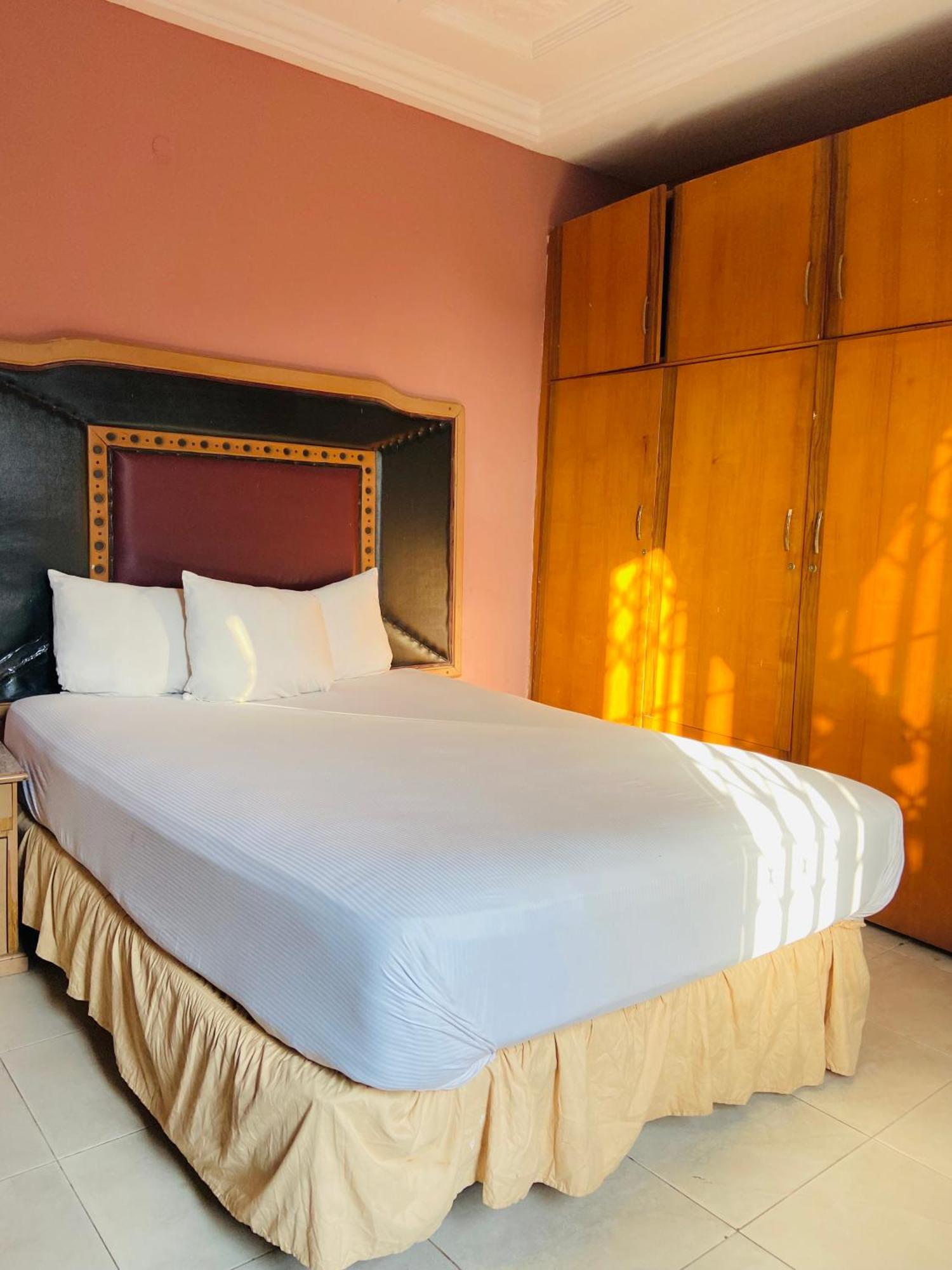 Heavens Gate Hotel Accra Exterior photo